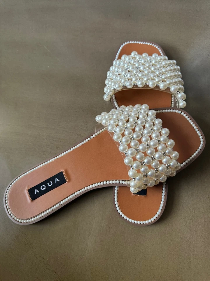 Aqua Pearl Slides 11 - Image 2 of 4