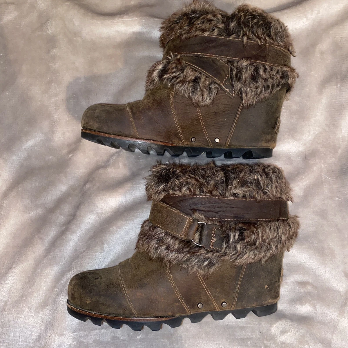 Sorel joan of store arctic wedge fur