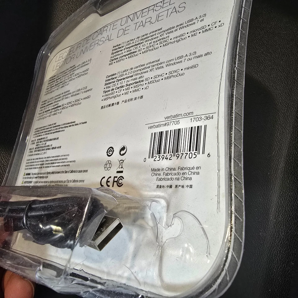 Verbatim Universal Card Reader USB 2.0 Brand New - Image 2 of 3