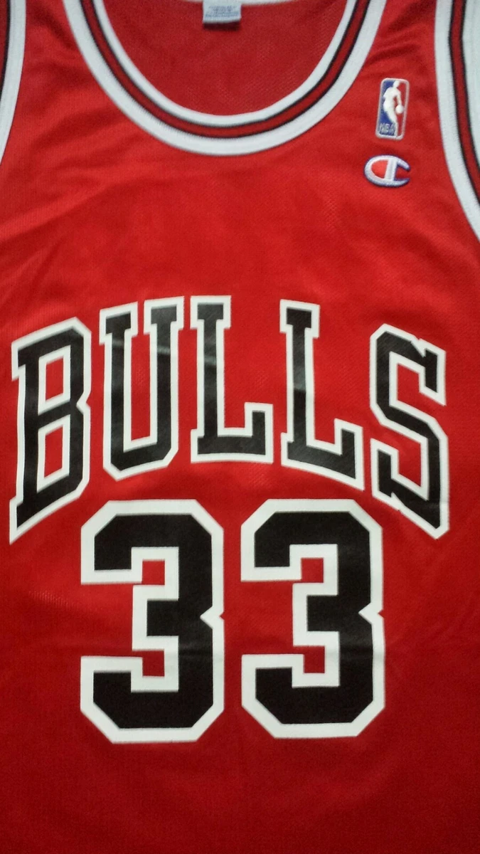 Vintage original Chicago Bulls #33 Champion Scottie Pippen jersey. Size 44  Large