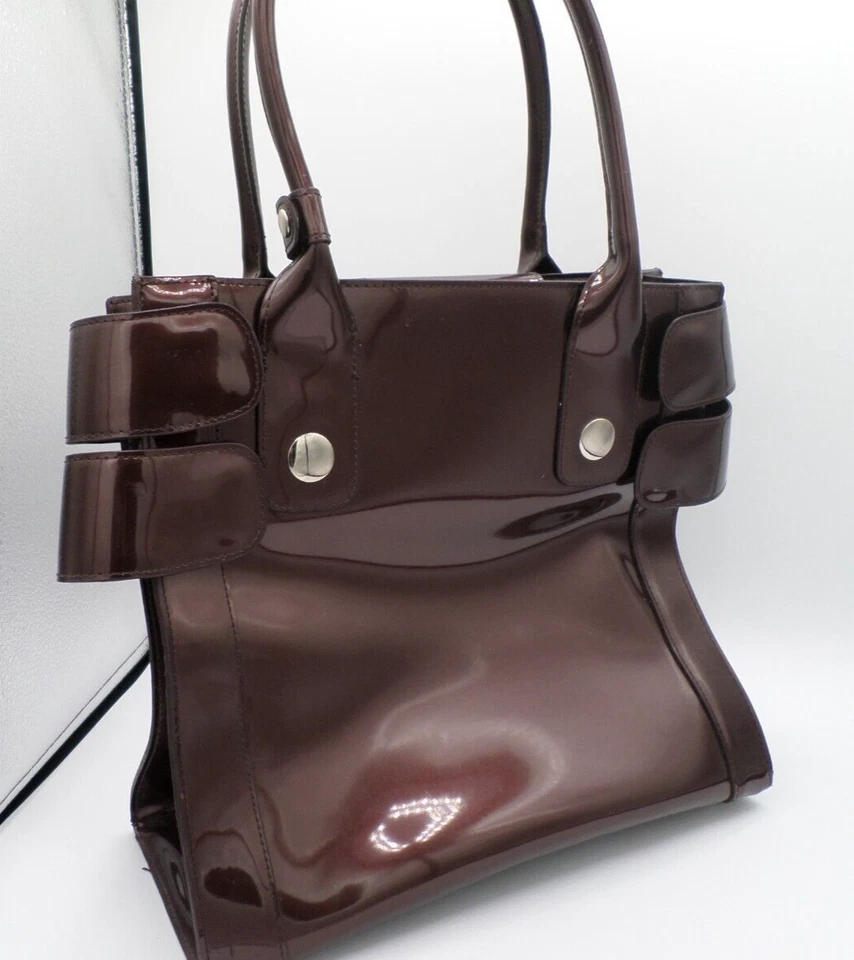 Bolso de mano BEIJO marrón oscuro/bronce charol look grande pesado elegante Foto 4 de 4