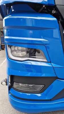 2 Teilig - Böser Blick aus Kunststoff -Scheinwerferblenden passend für MAN TGX