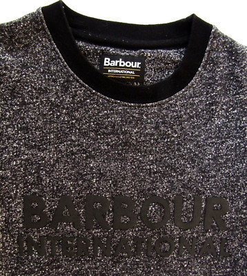 Barbour International Sweatshirt Spellout Logo Rundhals Herren Small JUMA075