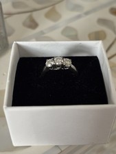 18ct White Gold Three-Stone Round Natural Diamond Ring 0.99ctw GIA 5.5