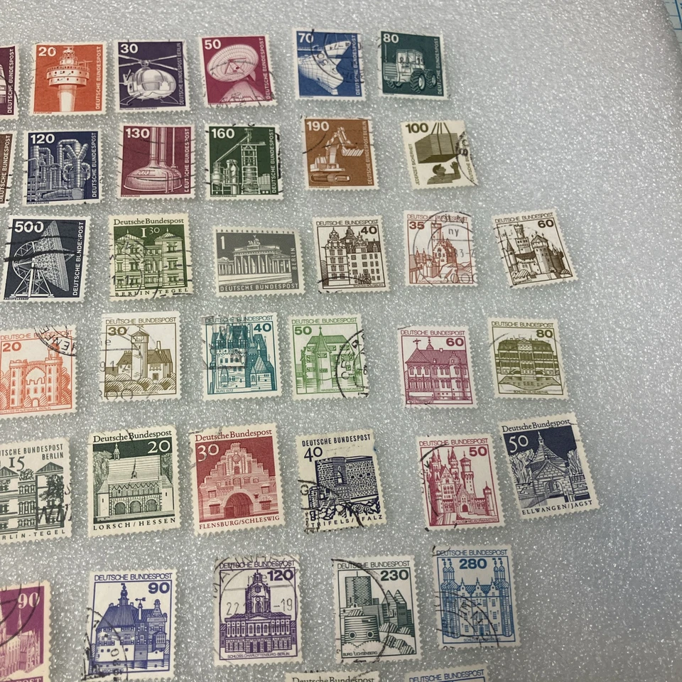 45 USED/Cancel Small West Germany Deutsche Bundespost 1945-1985 Stamps. $1Ships. - Image 3 of 4