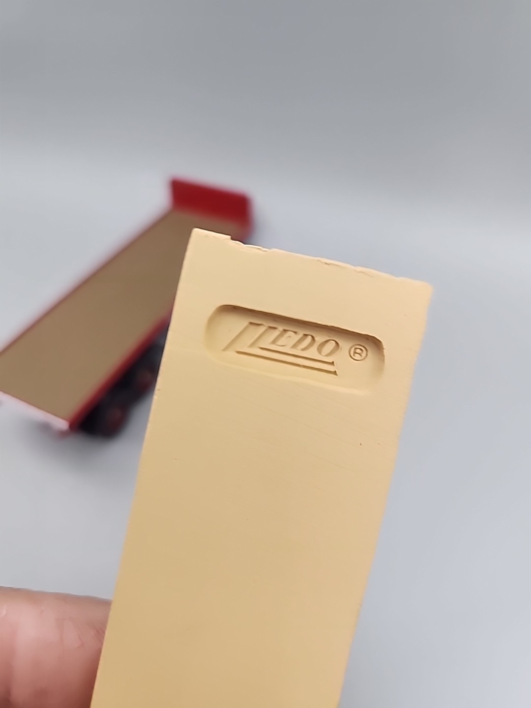 LLEDO BRITISH ROAD SERVICES TRUCK & TRAILER 