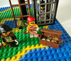 Vintage LEGO FORBIDDEN ISLAND #6270 -Pirates/Imperial Guard~ 100% COMPLETE