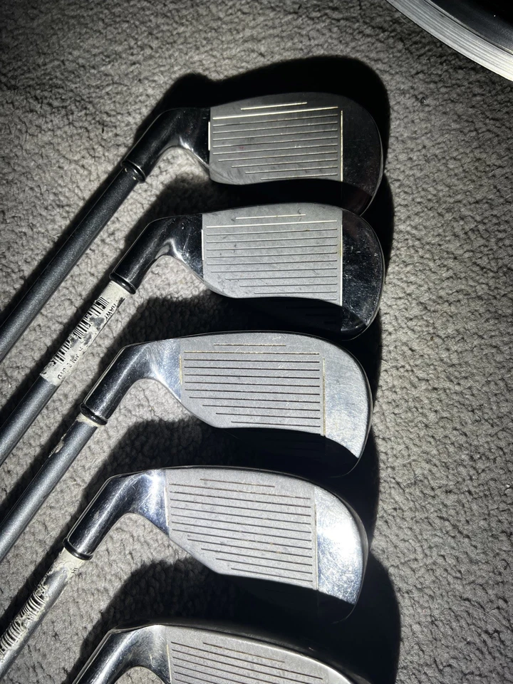 Callaway Hawkeye Golf Iron Set 3,4,5,6,7,8,9,SW Graphite Right Handed set of 8 - Image 4 of 4