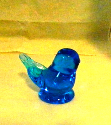 BLUEBIRD OF HAPPINESS FIGURINE ART, BEAUTIFUL BLUE,  SIGNED LEO WARD,