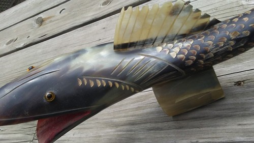 Bull/ "Cow Horn" Carved Fish Vintage Folk Art Decor - Picture 8 of 9