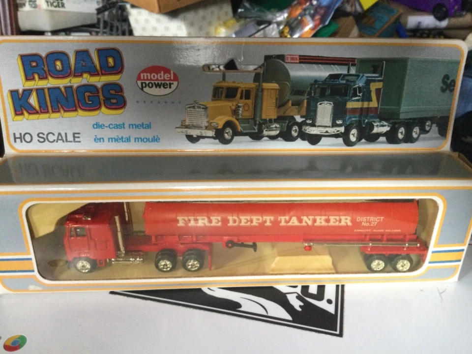 Vintage  HO Model Power Road Kings Semi New in Box Fire Dept. Tanker - Image 2 of 2