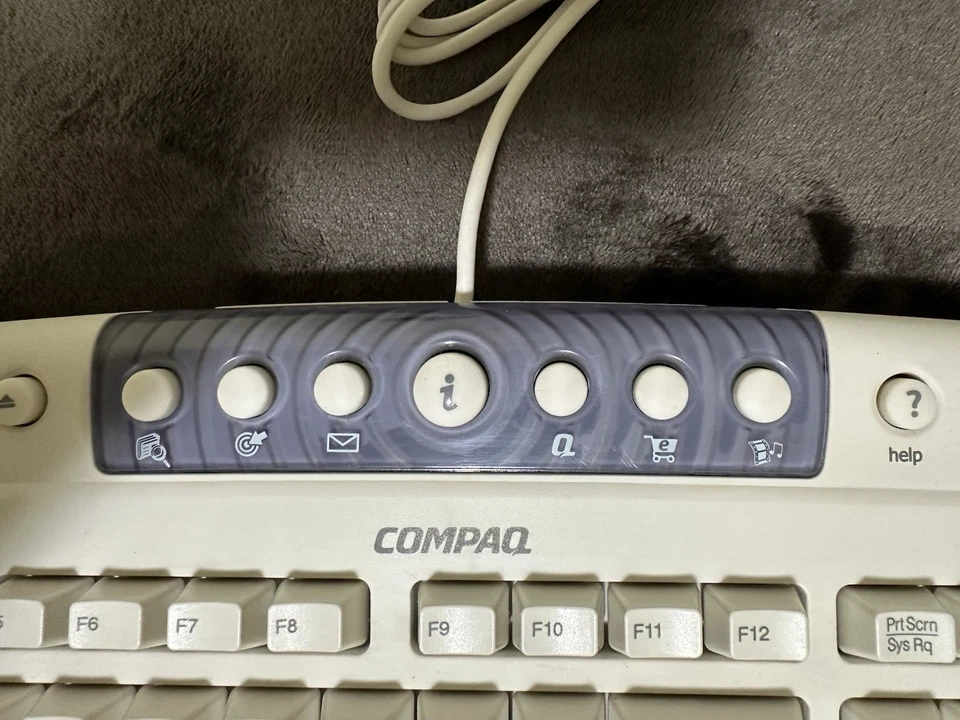 Vintage Compaq Wired USB Keyboard Model SDM4540UL - TESTED & WORKS - Image 2 of 4