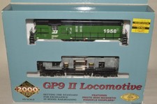 HO scale Proto 2000 Burlington Northern RR EMD GP9 locomotive train