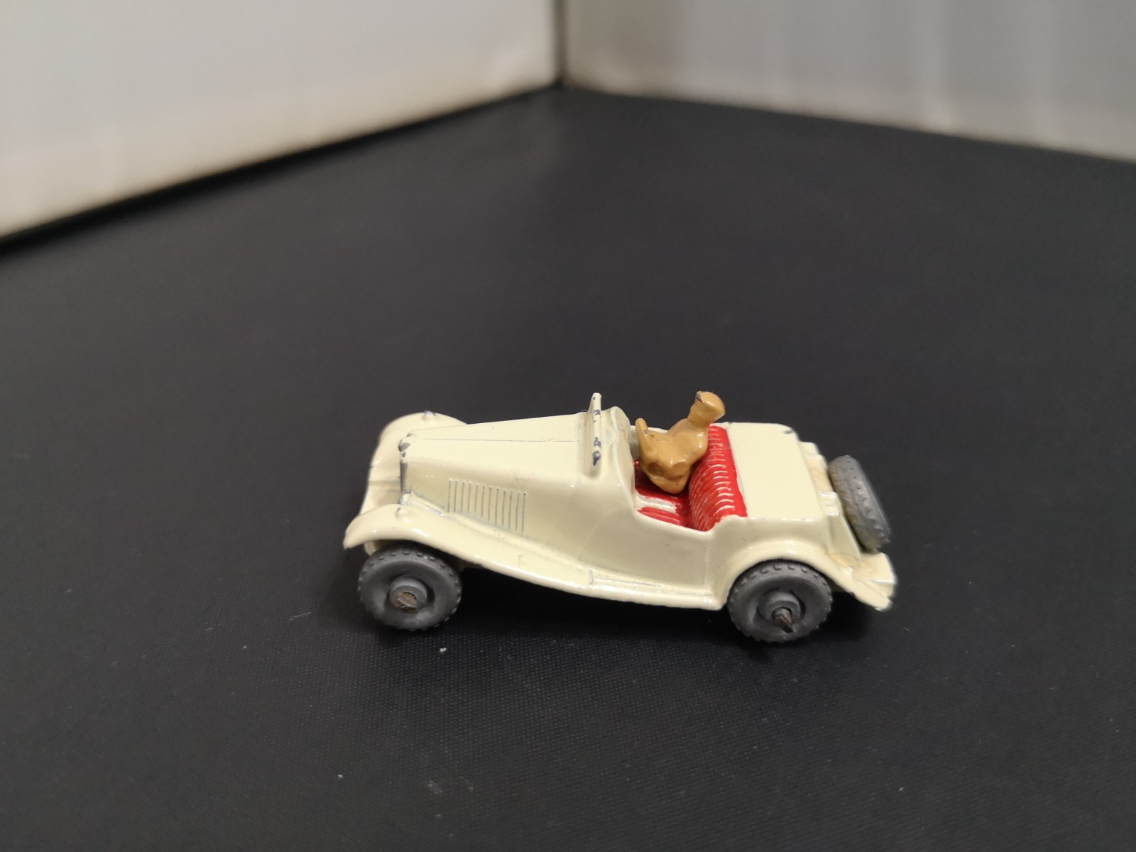 Check The Market for Matchbox 19 a MG