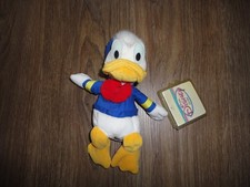 Donald Duck Beanie 9 Inch Plush Disney Store New with Tag