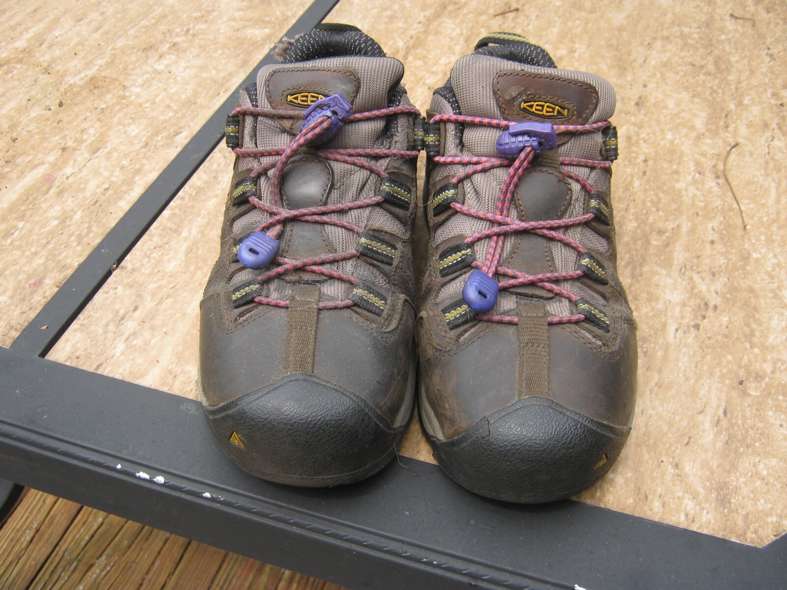 KEEN SCARPE DA LAVORO DA DONNA CON PUNTA IN ACCIAIO TAGLIA 8M USATE IN CONDIZIONI DAI UN'OCCHIATA!