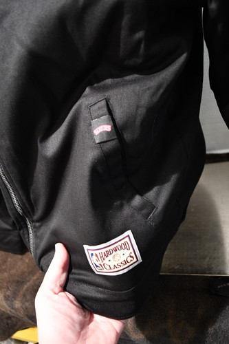 Chaqueta de Dragón Negro Grande con Logotipo Phila 76ers Mitchell & Ness NBA con Cremallera Completa NUEVA SIN ETIQUETAS - Imagen 6 de 14