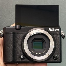 Nikon 1 J5 21.2MP Mirrorless Digital Camera Body only BLACK Wi-Fi 4K/15p English