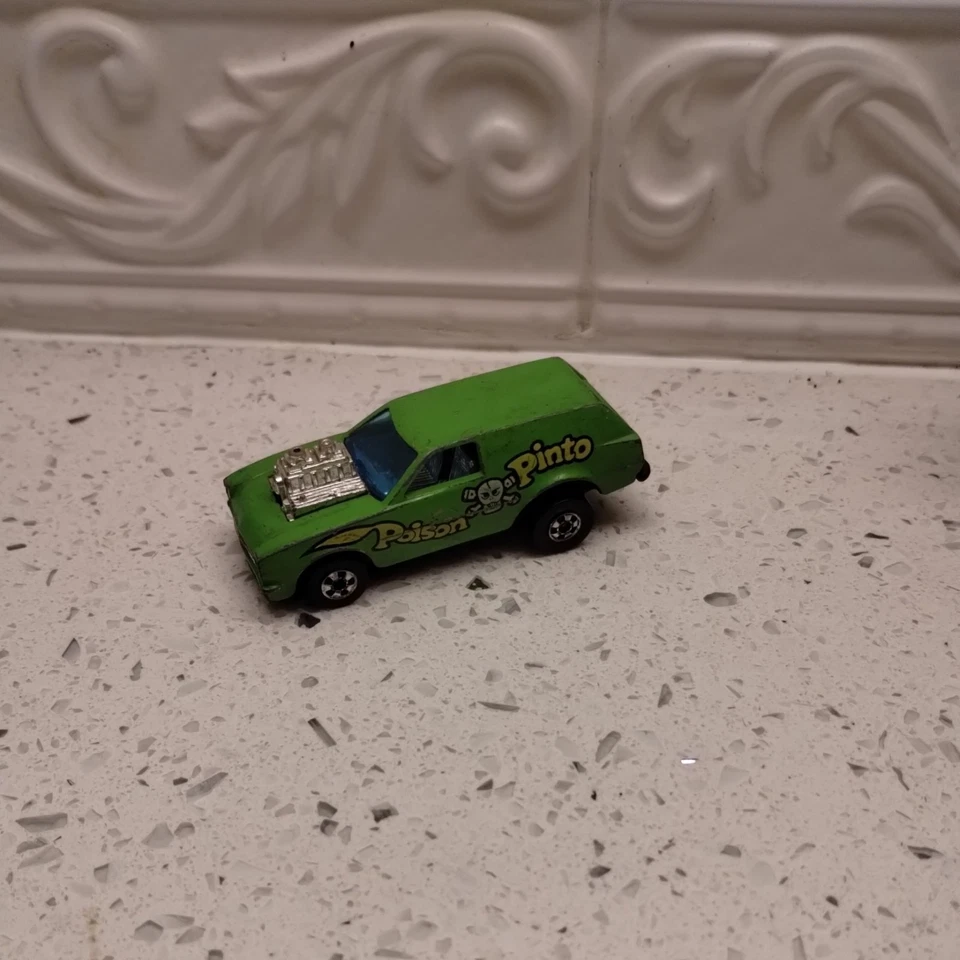 Hot Wheels Francia 1984 POISON PINTO Como Nuevo - Verde Claro con Calavera Lima Tempo Foto 2 de 4