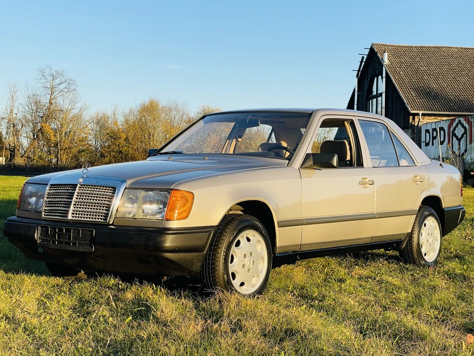 Mercedes Benz W124 200D Automatikgetriebe  Oldtimer H-Zulassung - Bild 2 von 4