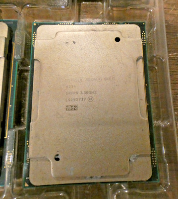 Intel Xeon Gold 6234 SRFPN 3.30GHz 24.75MB 8-Core LGA3647 CPU Processor