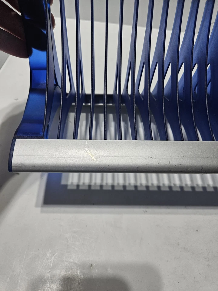 Atlantuc Plata y Azul 36 CD Torre Rack Soporte Futurista Moderno Retro  Foto 4 de 4