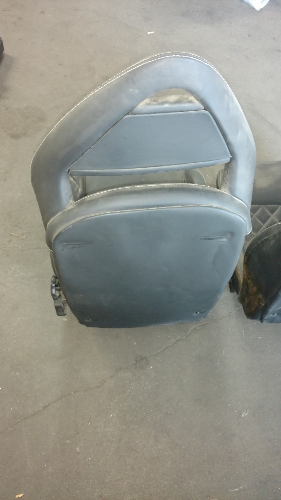 LAMBORGHINI MURCIELAGO LP640 DRIVER & PASSENGER SEATS OEM 