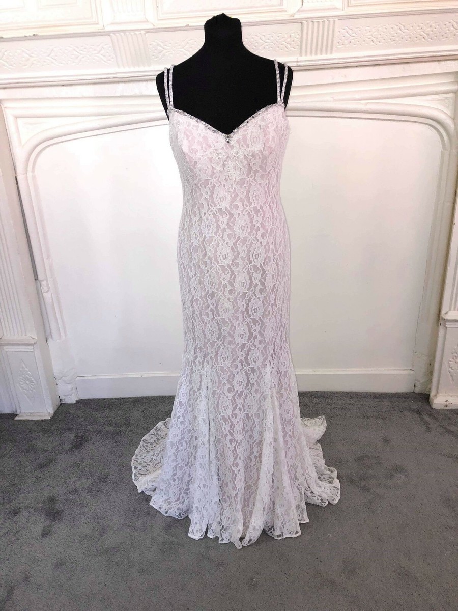 alfred angelo modern vintage wedding dress 8546 Wedding Dress by Alfred Angelo : Modern Vintage Bridal