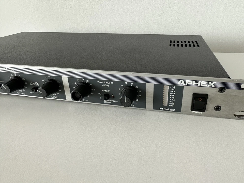 APHEX 720 Dominator II, Stereo Multi Band Peak Limiter, Rack, Untested For Parts - Image 4 of 4