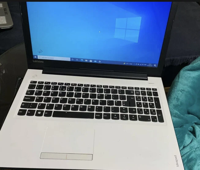 Lenovo IdeaPad 310 Laptop AMD A12-9700 2.50GH, SSD 250GB  White - Image 4 of 4