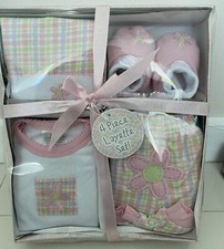  34 NEW BABY LAYETTE GIFT SET sz 3/6 MONTHS
