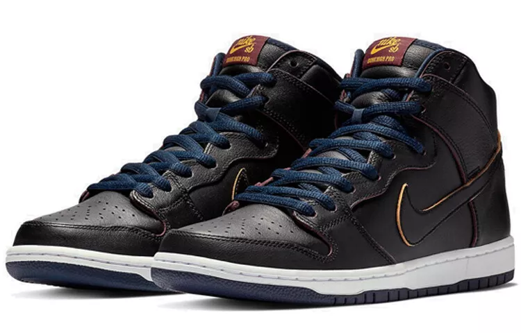 スニーカー NBA x NIKE Dunk High SB 'Cleveland Cavaliers' SS 19 2019 NBA × Nike SB Dunk High Cleveland Cavaliers BQ6392-001 Men's