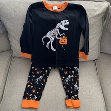 Halloween Boys Size 6 Trick Or Treat Pajamas T Rex Matching Set Fall Candy Black