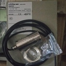 1PCS New IFM IIM202 Proximity Switch Sensor Free Shipping QW