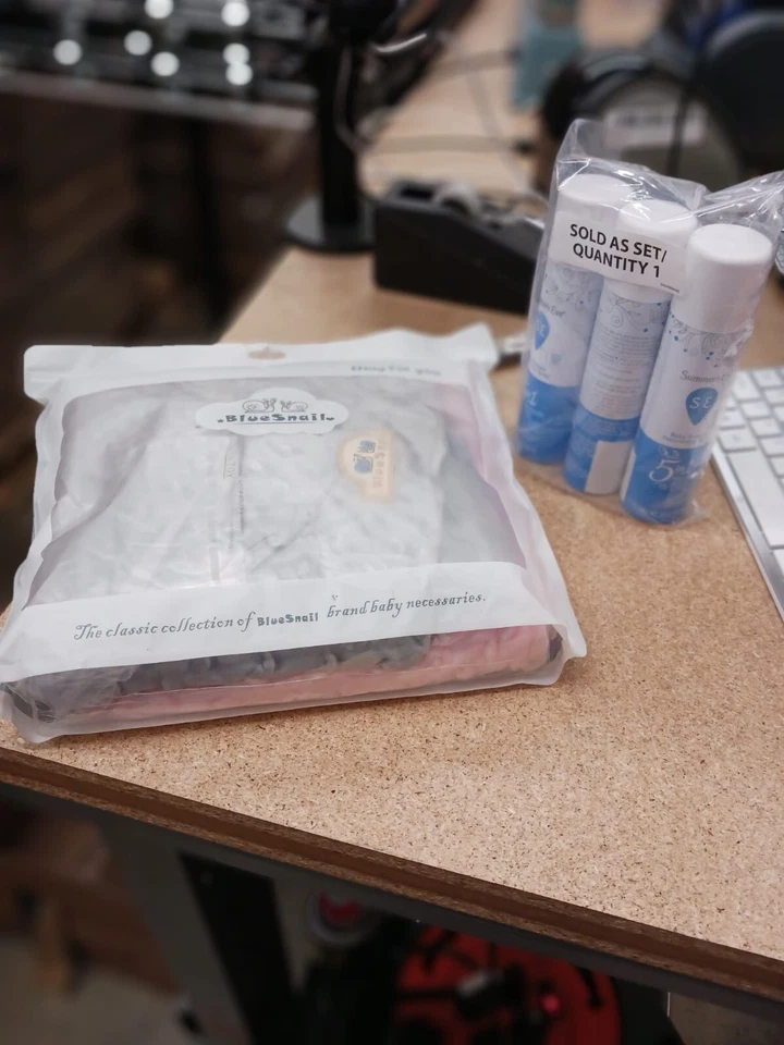 Summer's Eve spray refrescante, pó para bebê, 2 oz pacote com 3 + almofada de troca como presente - Imagem 4 de 4