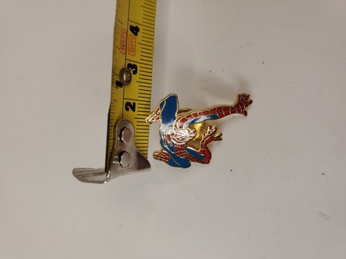 1989 PLANET STUDIOS Marvel AMAZING SPIDER-MAN Cloisonne Pin #086 GOLD Back - Picture 4 of 7
