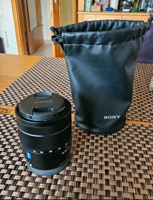 Sony Zeiss Vario-Tessar T E 16-70mm F4 ZA OSS