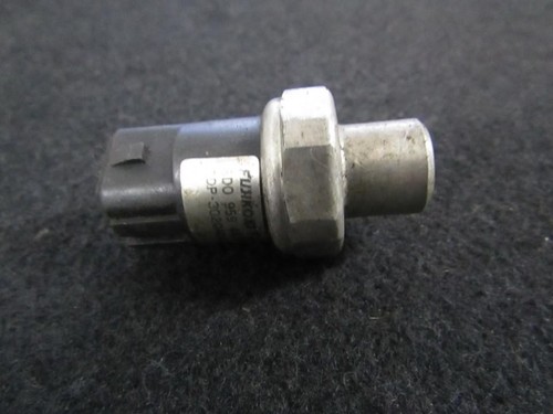 8D0959482B Druckschalter, Klimaanlage  Volkswagen Passat DE454301-82