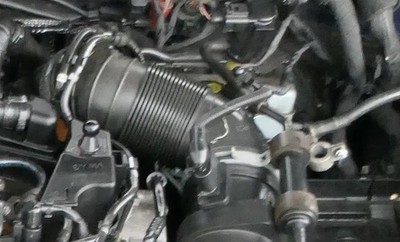 VW Touran Passsat 3C Luftschlauch Schlauch Rohr Luft 3C0129654AJ 2,0 TDI CBAA CB