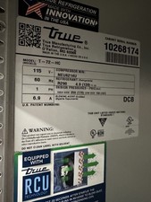 True T-72-HC   Two Glass Door Merchandiser Cooler   Self-Contained