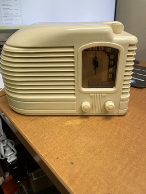 Restored 1939 Vintage Mantola Model 477-5QL Vacuum Tube Working AM Radio