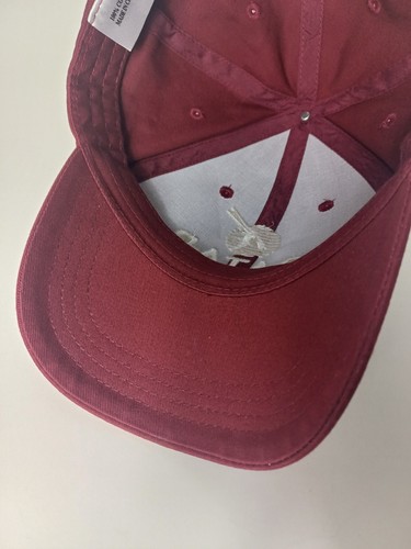 Qatar Airways Hat Burgundy Embroidered Lettering Adjustable Airline Memorabilia - Picture 12 of 15