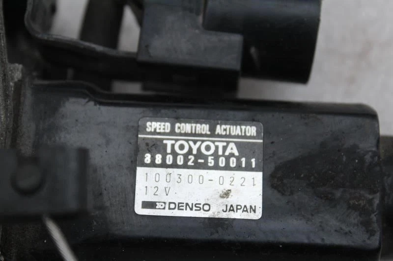 Actuador de control de crucero Lexus LS400 1990 1991 1992 1993 1994 88002-50011 Foto 3 de 4