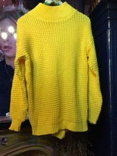 GLAMOROUSsize 10 yellow long sleeve jumper split back new