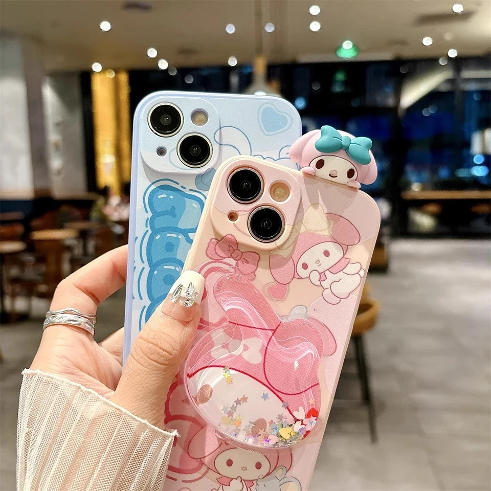 Funda protectora Sanrio Cinnamoroll Kuromi con cordón colgante para iPhone Foto 2 de 4