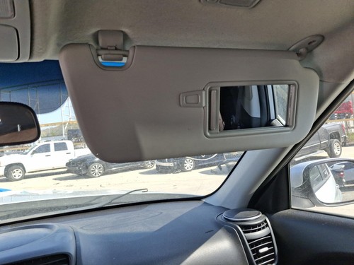 Used Right Sun Visor fits: 2019 Kia Soul illuminated w/o panoramic sunroof Right