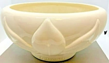 Vintage 1982 White Art Deco Jaru Bowl Leaves Petals Planter Display Vase Lotus
