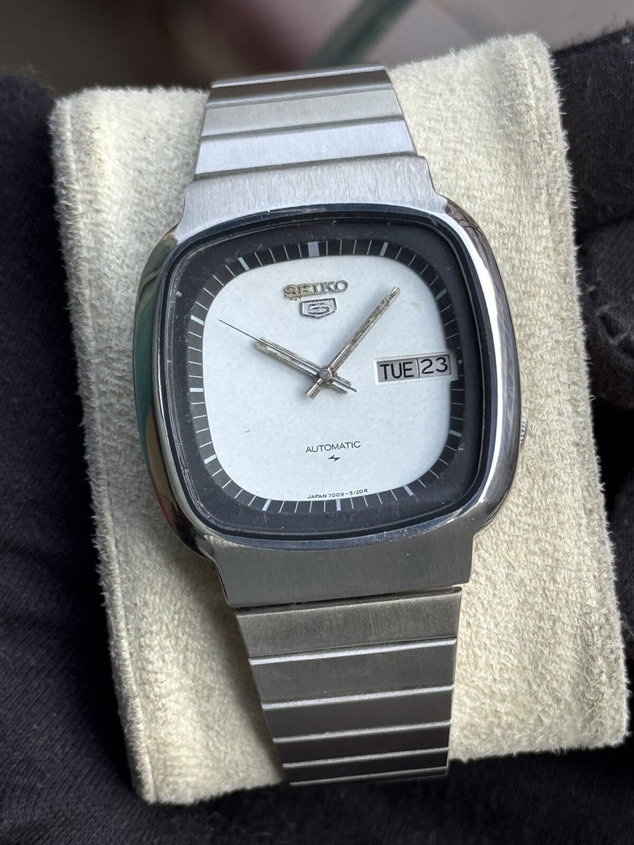 食器 sold Amazon.com | Zodax Cluster of 9 Round Serving Bowls Nickel Base 19