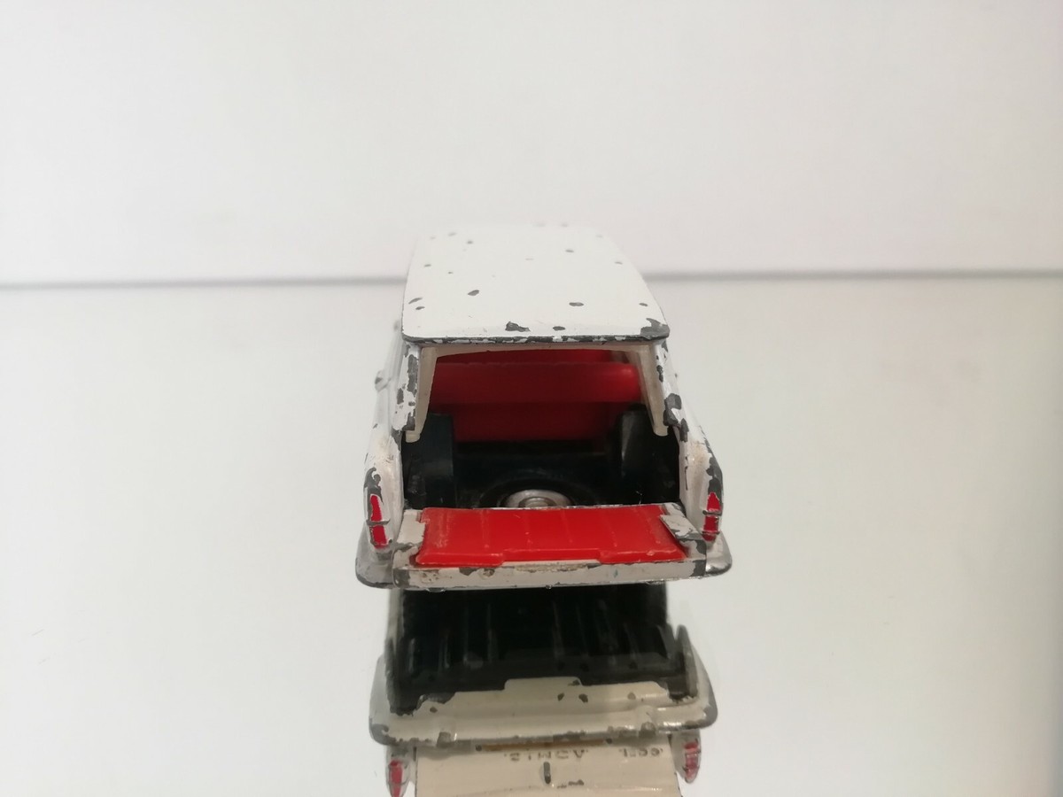 DINKY TOYS 507 SIMCA BREAK 1500 GLS IN WHITE 1:43 MADE IN FRANCE