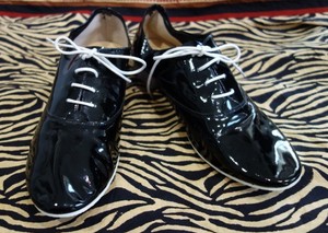 vegan patent leather shoes